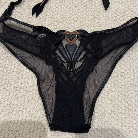 Honey Birdette lingerie set - Picture 9 of 10